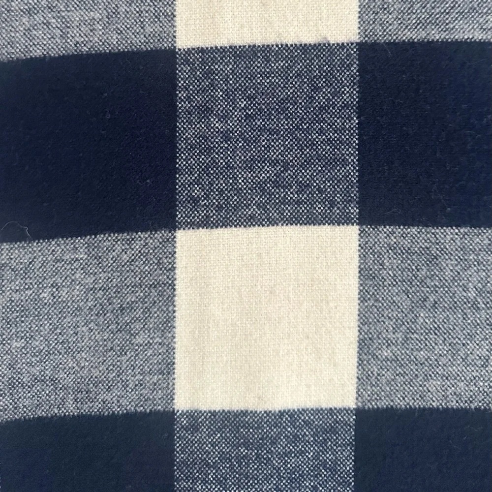 Vineyard Vines Blue and Cream Buffalo Plaid Tunic Top, Size M, MSRP $128 - Picture 3 of 6